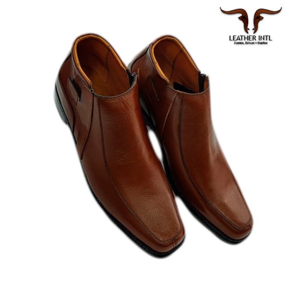 Botín elegante para caballero en tono Cognac