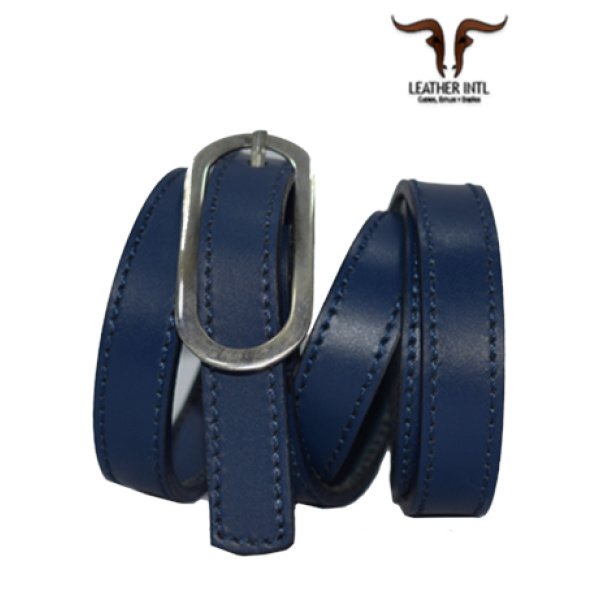 Correa en cuero azul fino, con costuras a los lados, para dama de 2cm